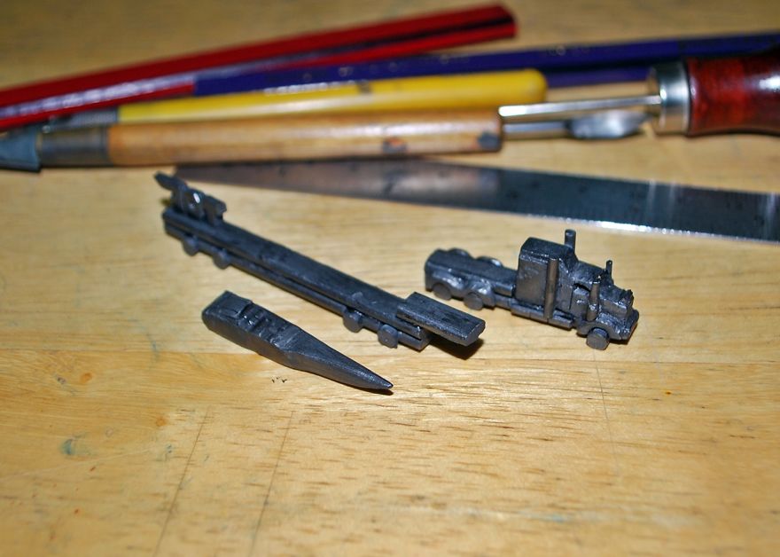 It Took 72 Hours To Make This Tiny Taj Mahal Graphite Sculpture It Took 72 Hours To Make This Tiny Taj Mahal Graphite Sculpture