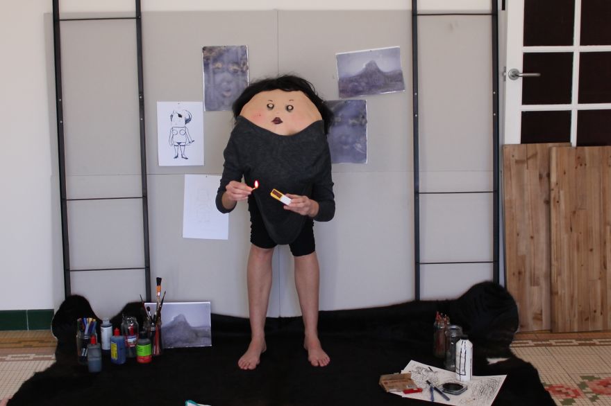 I Turn People Into Creatures From Another World By Drawing Faces On Their Backs