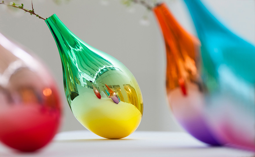 swinging-vase-petals-fall-keisuke-fujiwara-4