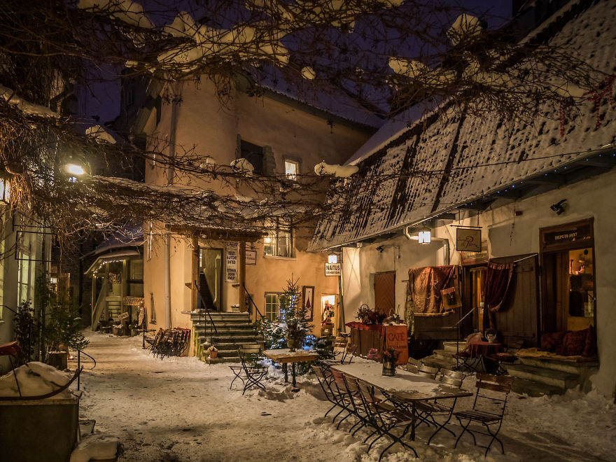 Travelling Back In Time: 15 Pictures Of Medieval Tallinn