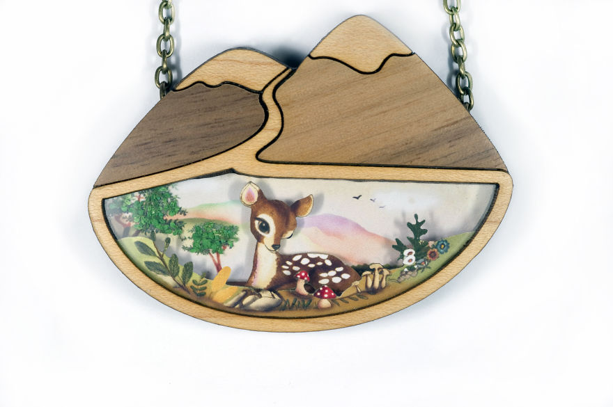 We Create Fairy-Tale Inspired Necklaces With Tiny Scenes Inside We Create Fairy-Tale Inspired Necklaces With Tiny Scenes Inside