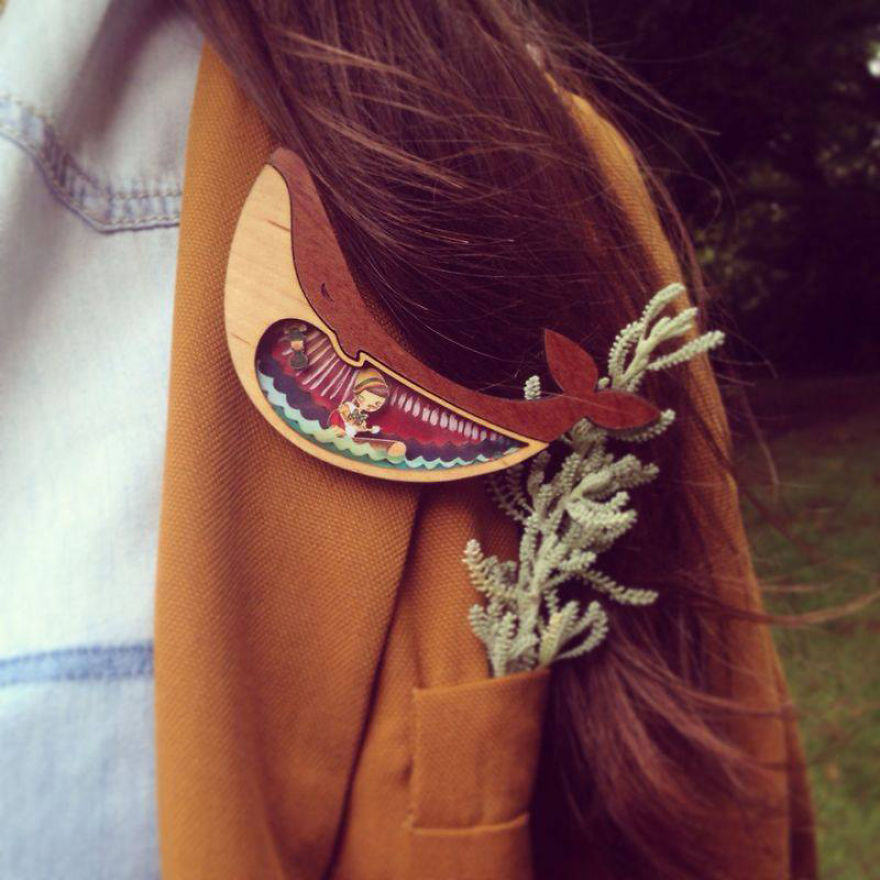 We Create Fairy-Tale Inspired Necklaces With Tiny Scenes Inside We Create Fairy-Tale Inspired Necklaces With Tiny Scenes Inside