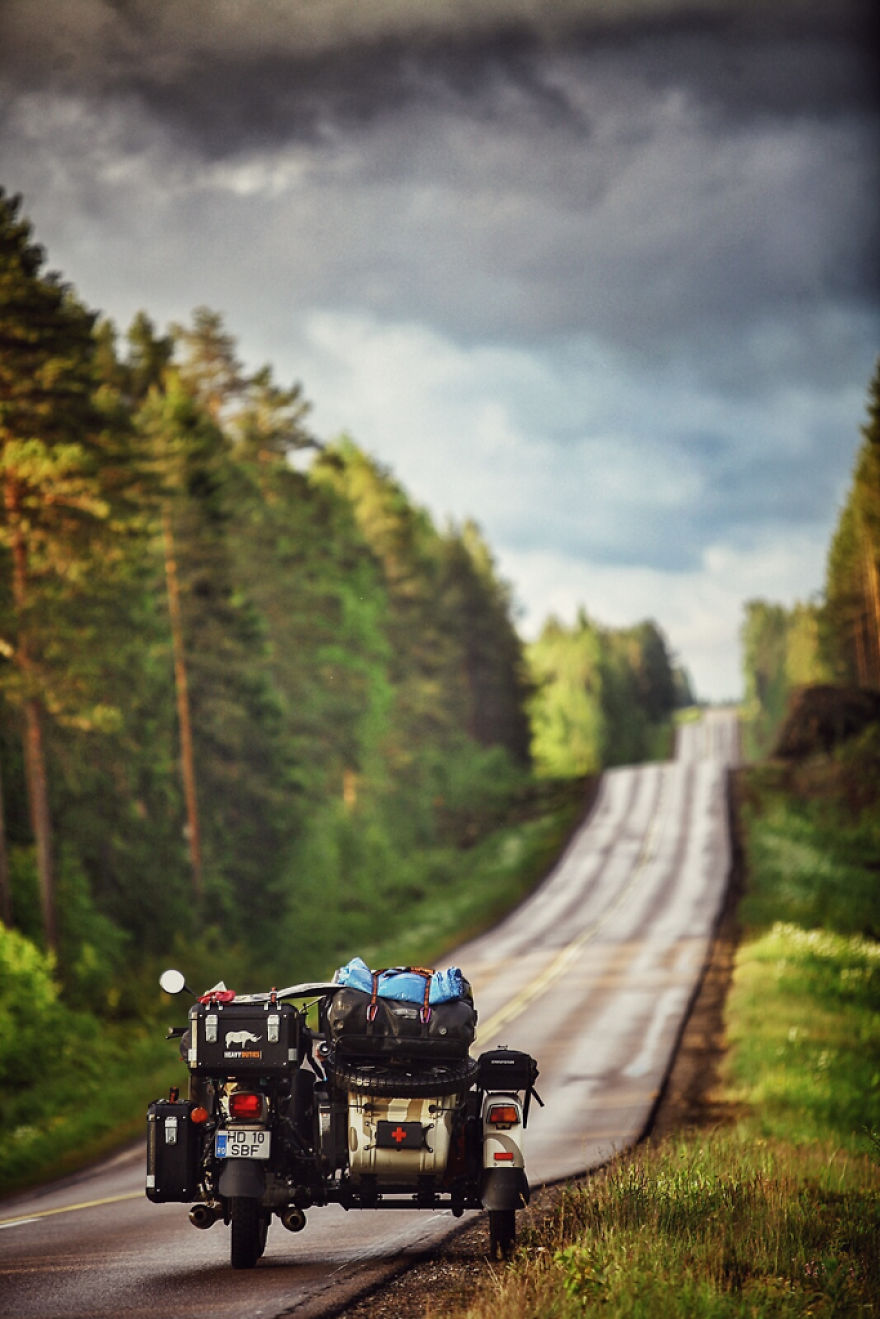 We Wanted To Show The World To Our 4-Year-Old So We Went On A 28,000Km Trip Around Europe
