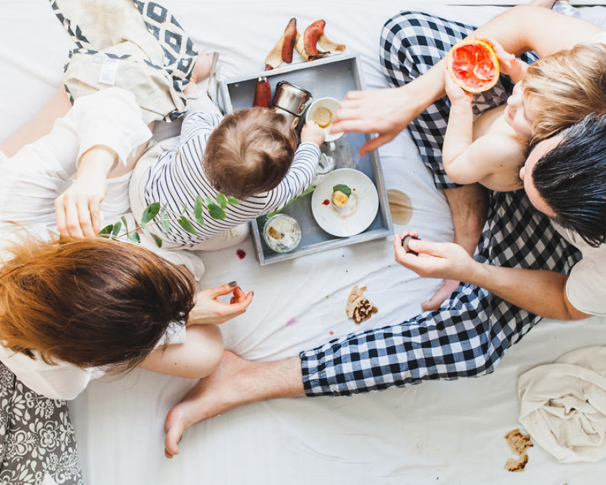 Our Family Of Four Tried To Have A Perfect Instagram-Inspired Breakfast In Real Life Our Family Of Four Tried To Have A Perfect Instagram-Inspired Breakfast In Real Life