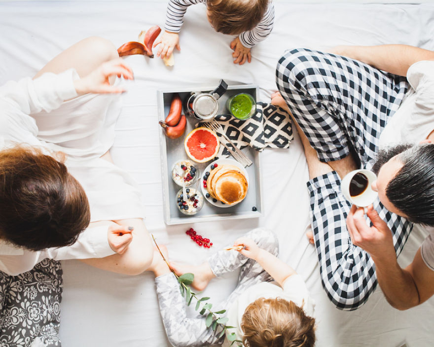Our Family Of Four Tried To Have A Perfect Instagram-Inspired Breakfast In Real Life Our Family Of Four Tried To Have A Perfect Instagram-Inspired Breakfast In Real Life