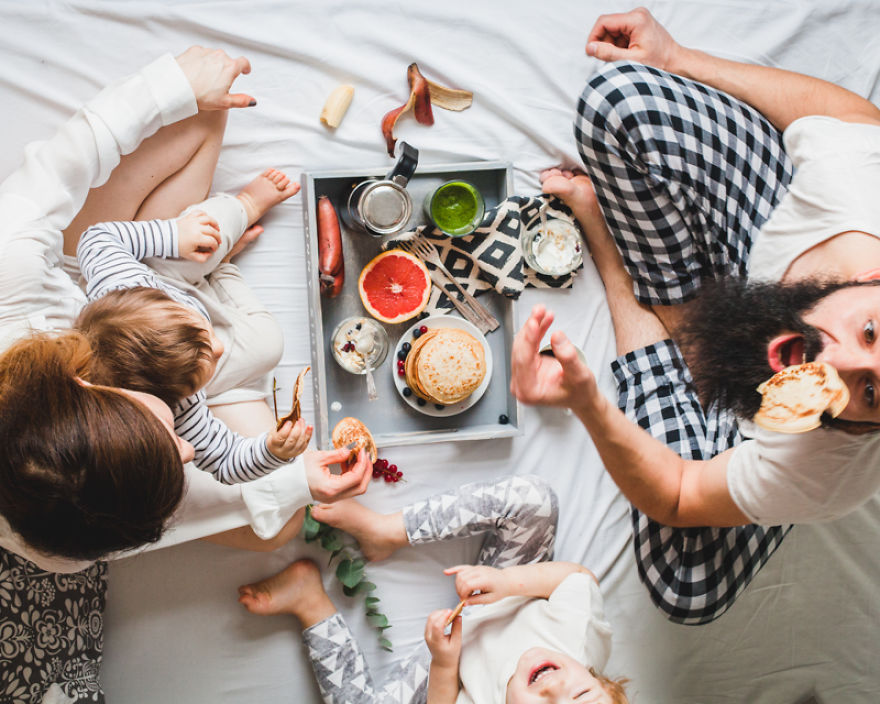 Our Family Of Four Tried To Have A Perfect Instagram-Inspired Breakfast In Real Life Our Family Of Four Tried To Have A Perfect Instagram-Inspired Breakfast In Real Life
