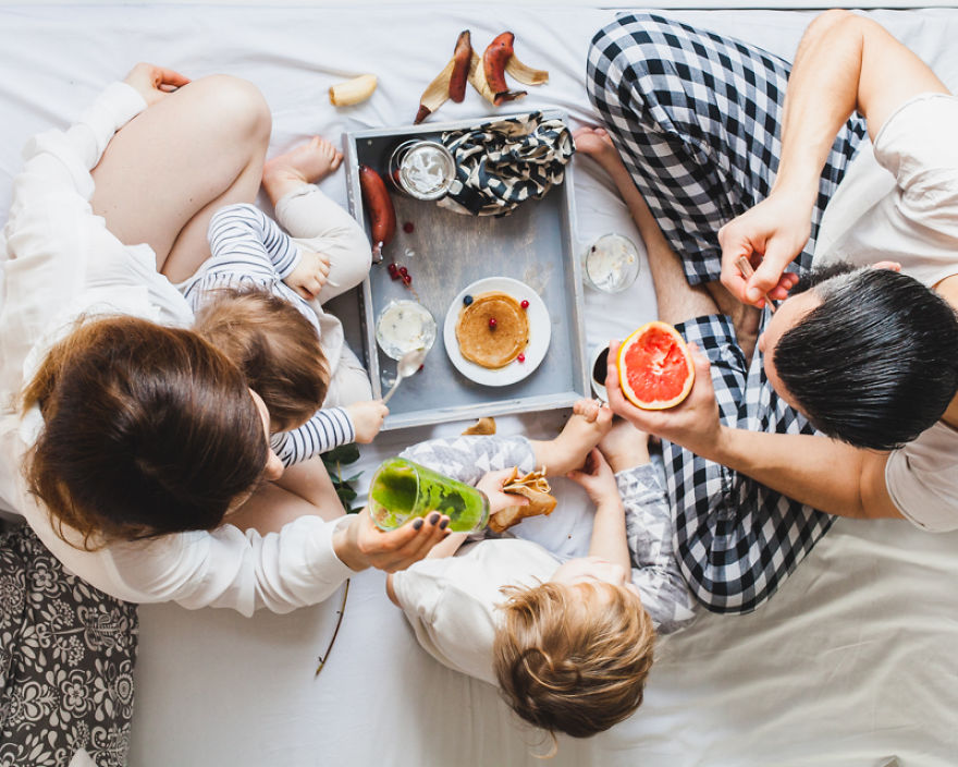 Our Family Of Four Tried To Have A Perfect Instagram-Inspired Breakfast In Real Life Our Family Of Four Tried To Have A Perfect Instagram-Inspired Breakfast In Real Life