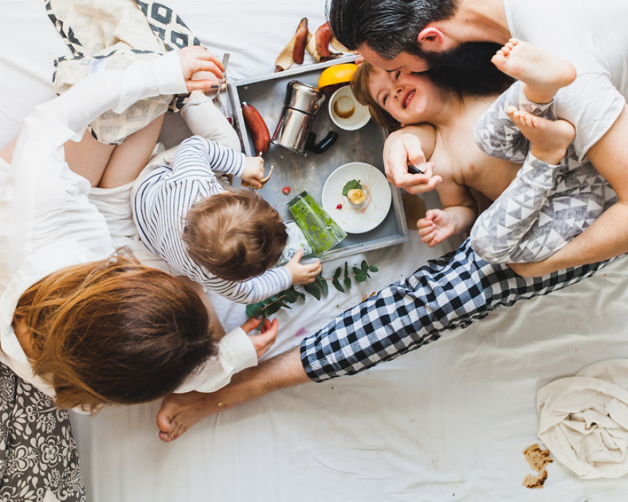 Our Family Of Four Tried To Have A Perfect Instagram-Inspired Breakfast In Real Life Our Family Of Four Tried To Have A Perfect Instagram-Inspired Breakfast In Real Life