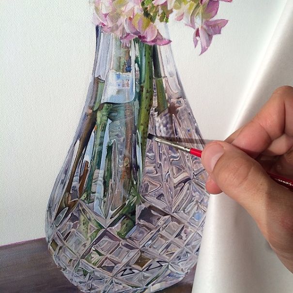 Artist's Meticulously Detailed Paintings Play With Perceptions Of Size. Artist's Meticulously Detailed Paintings Play With Perceptions Of Size.