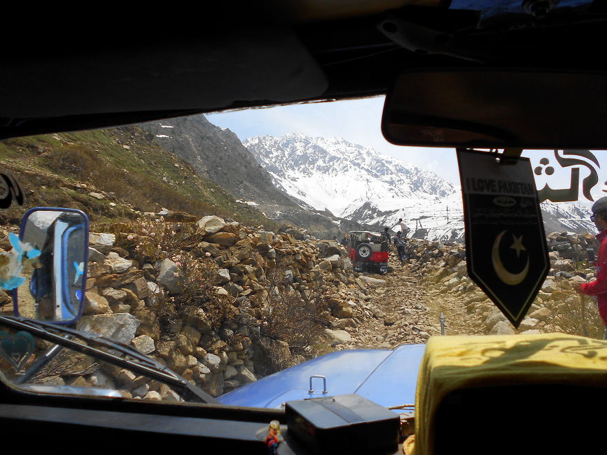 As A Solo Female I Traveled By Hitchhike Through Afganistan And Pakistan As A Solo Female I Traveled By Hitchhike Through Afganistan And Pakistan