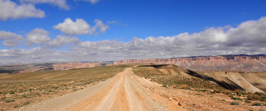 As A Solo Female I Traveled By Hitchhike Through Afganistan And Pakistan As A Solo Female I Traveled By Hitchhike Through Afganistan And Pakistan
