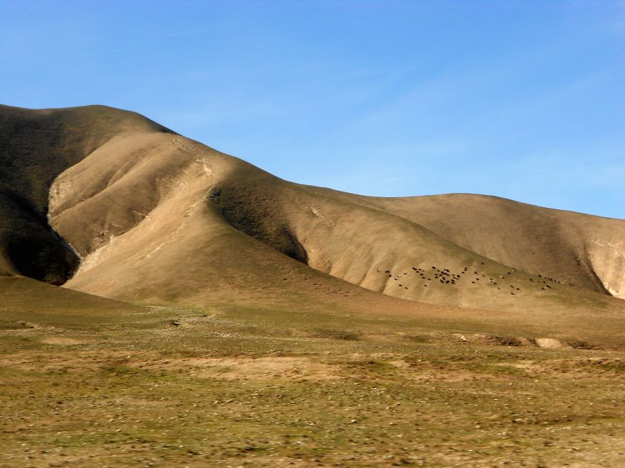 As A Solo Female I Traveled By Hitchhike Through Afganistan And Pakistan As A Solo Female I Traveled By Hitchhike Through Afganistan And Pakistan