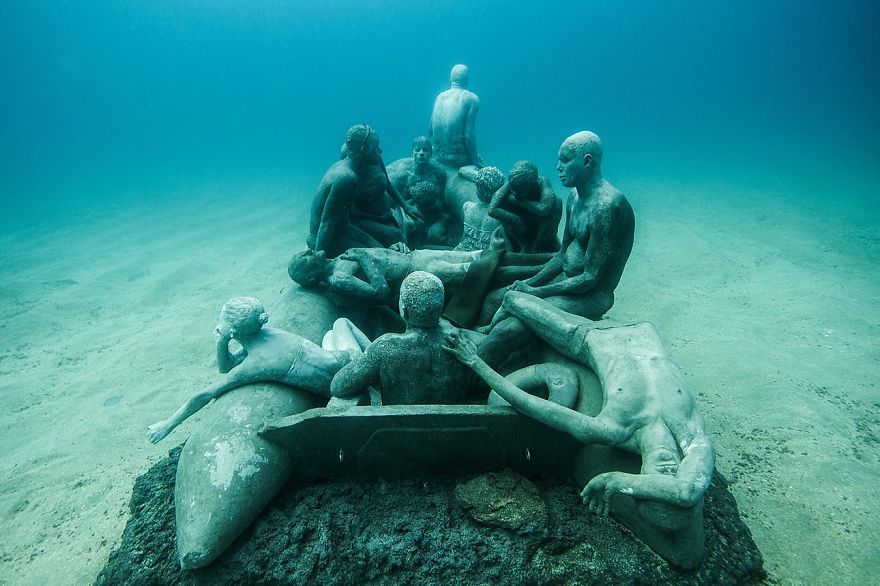 Breathtaking Underwater Museum Turns Ocean Floor Into Art Gallery And Doubles As Artificial Reef Breathtaking Underwater Museum Turns Ocean Floor Into Art Gallery And Doubles As Artificial Reef