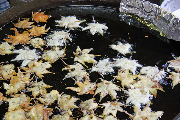 Fried Maple Leaves
