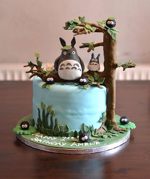 Totoro Cake