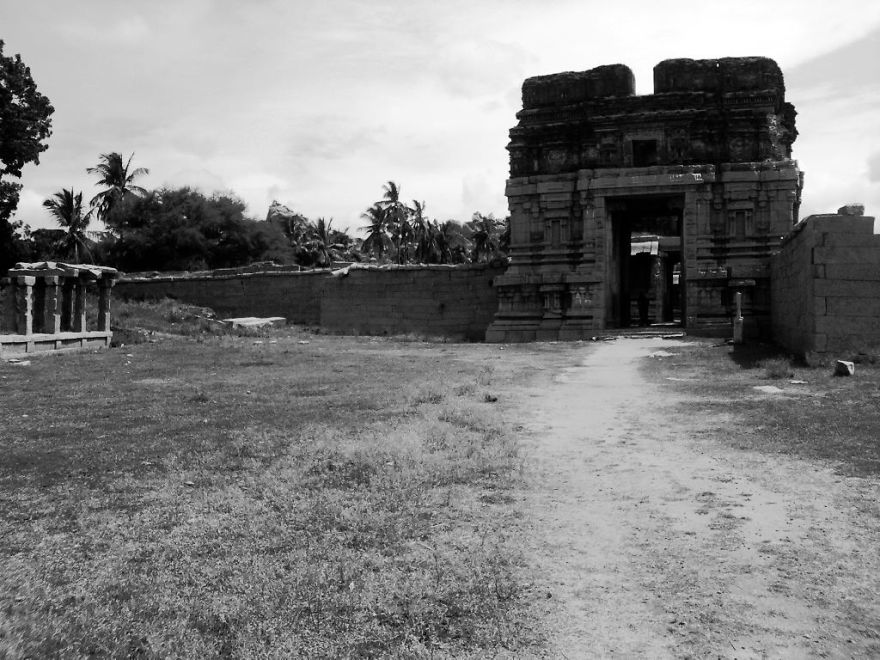 Hampi - Dreams Were Made Out Of Stone..
