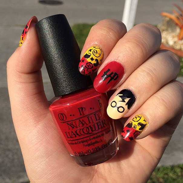 Harry Potter Nails Art