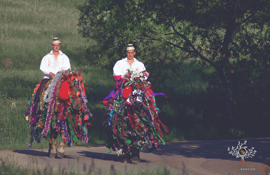 I Took Portraits Of People Living In Remote Romanian Villages