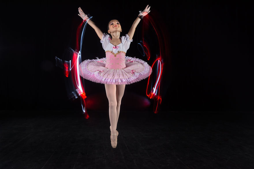 I Used Continuous Light And Flash To Capture Dance Moves