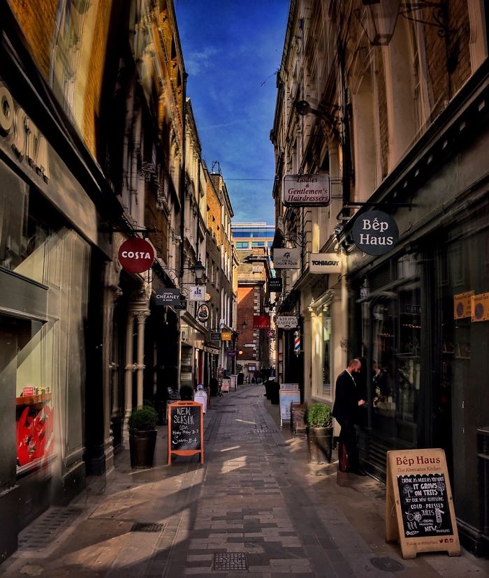 I Photograph The Other Kind Of London With My Phone (Part 2)