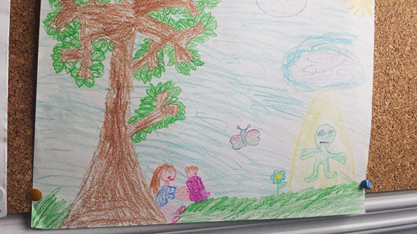 I Found An Old Drawing My Sister Drew When She Was Little... Of Her Sacrificing Me To The Alien Gods