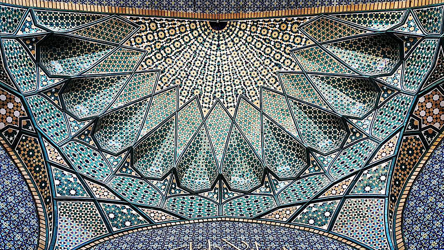 The Hypnotizing Beauty Of Iranian Mosque Ceilings The Hypnotizing Beauty Of Iranian Mosque Ceilings