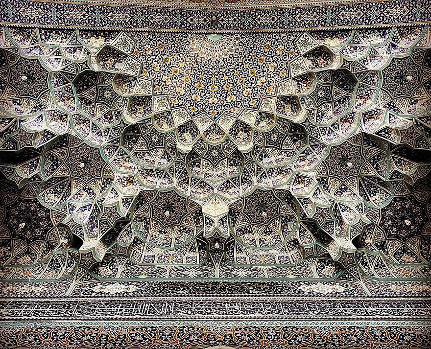 The Hypnotizing Beauty Of Iranian Mosque Ceilings The Hypnotizing Beauty Of Iranian Mosque Ceilings