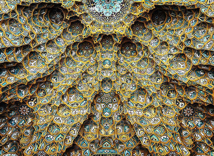 The Hypnotizing Beauty Of Iranian Mosque Ceilings