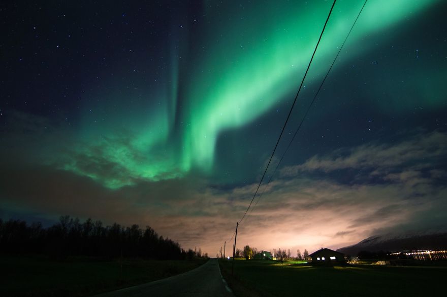 Me And My Girlfriend Traveled To Scandinavia To Chase Auroras