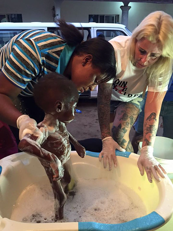 nigerian-starving-thirsty-boy-hope-rescued-anja-ringgren-loven-24 nigerian-starving-thirsty-boy-hope-rescued-anja-ringgren-loven-24