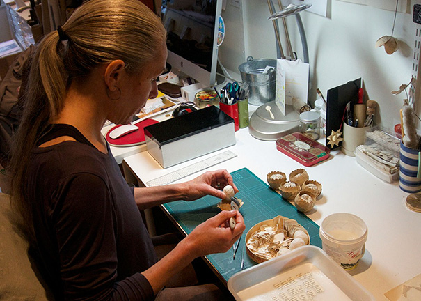 old-book-recycling-paper-art-cecilia-levy-1 old-book-recycling-paper-art-cecilia-levy-1