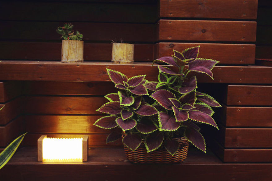 Orilamp: The Only Bluetooth-enabled Lamp That Is Portable, Long Lasting And Shapeable