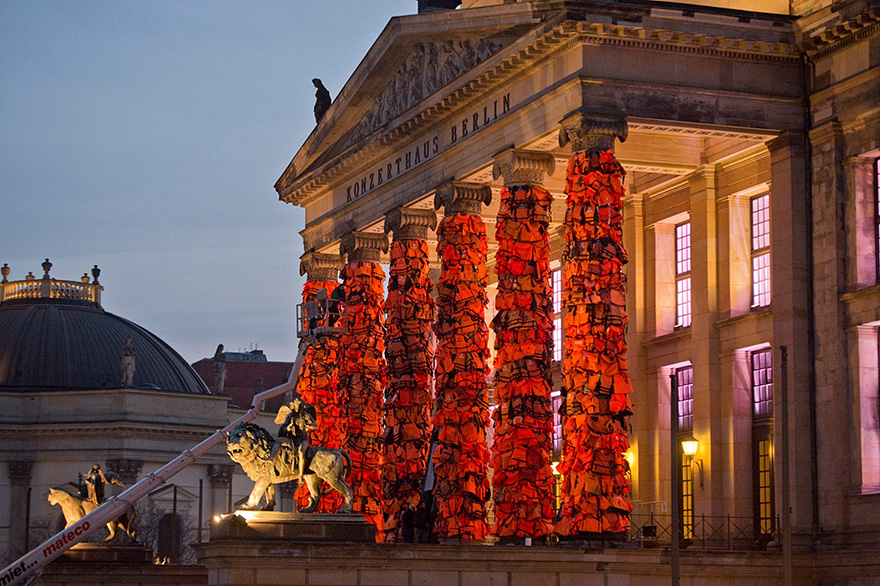 refugee-life-jackets-konzerthaus-ai-weiwei-12 refugee-life-jackets-konzerthaus-ai-weiwei-12