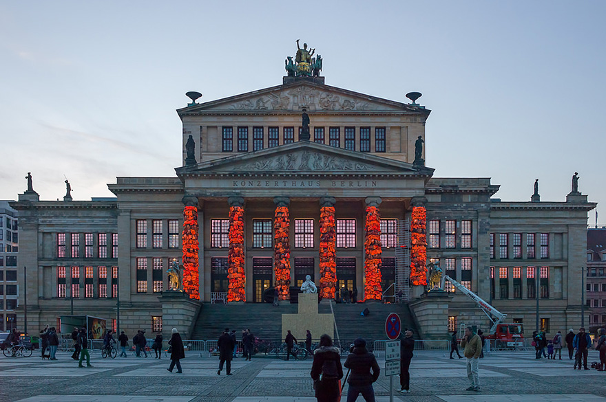 refugee-life-jackets-konzerthaus-ai-weiwei-16 refugee-life-jackets-konzerthaus-ai-weiwei-16