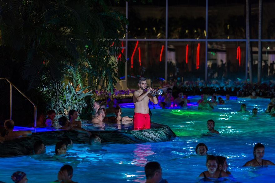 How 80 Musicians Turned A Pool Into A Concert Hall How 80 Musicians Turned A Pool Into A Concert Hall