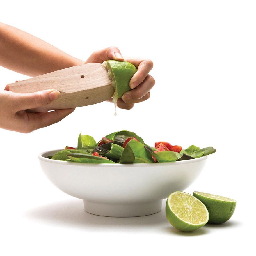 Squeeze Your Lemon Juice With This Juice Bruce