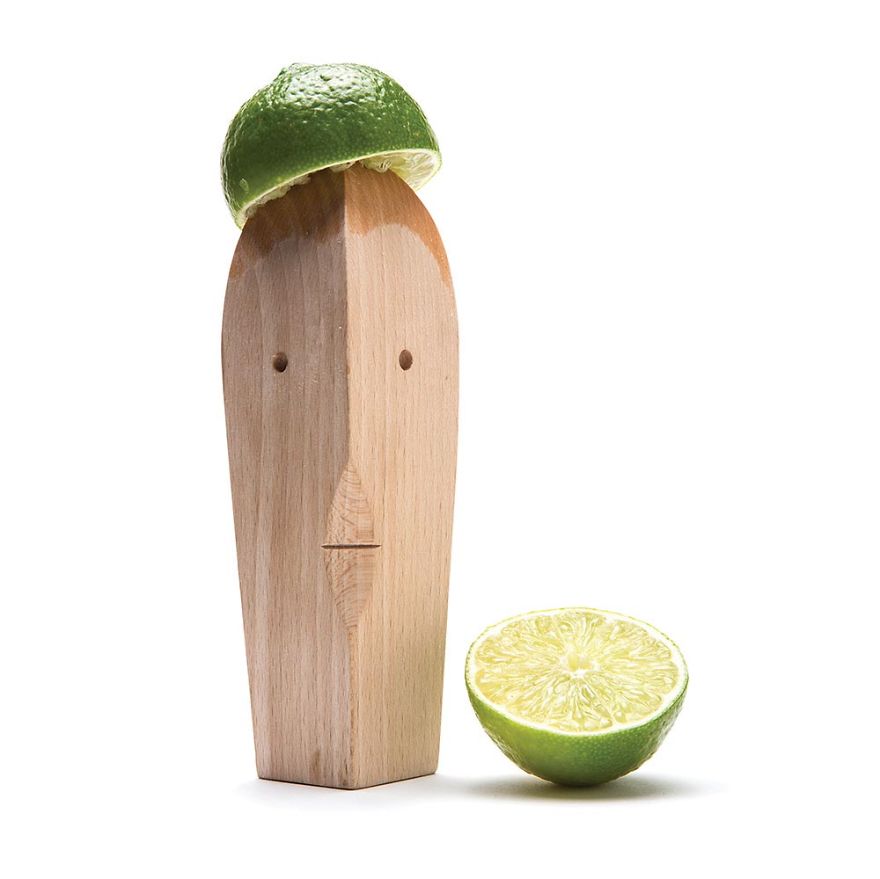 Squeeze Your Lemon Juice With This Juice Bruce