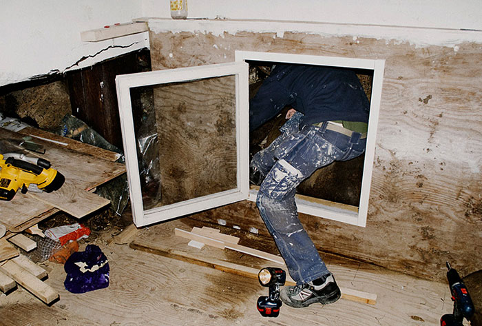 street-art-urban-installation-vandalism-erik-nils-petter-sweden-13 street-art-urban-installation-vandalism-erik-nils-petter-sweden-13