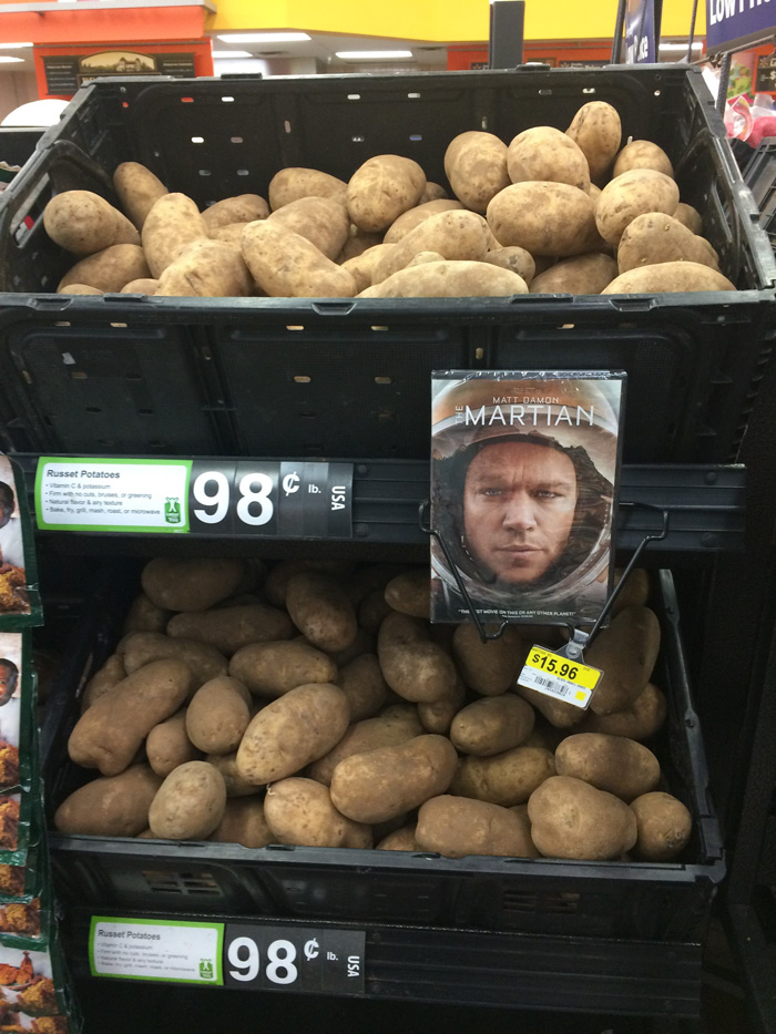 the-martian-potatoes-advertisement-guerrilla-marketing-albert-bartlett-1 the-martian-potatoes-advertisement-guerrilla-marketing-albert-bartlett-1