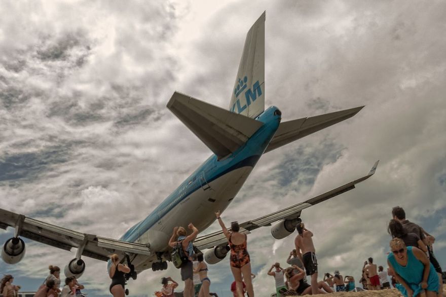 I Capture Streets, Like You Haven't Seen Before I Capture Streets, Like You Haven't Seen Before