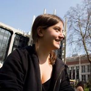 carolinalang96 avatar