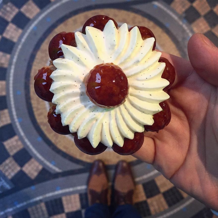 Desserted_in_paris Crazy Cakes