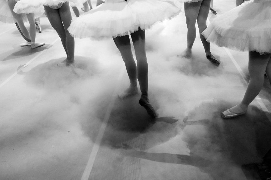 Russian Ballet Photographer Darian Volkova Shares Behind The Stage Life Of Dancers