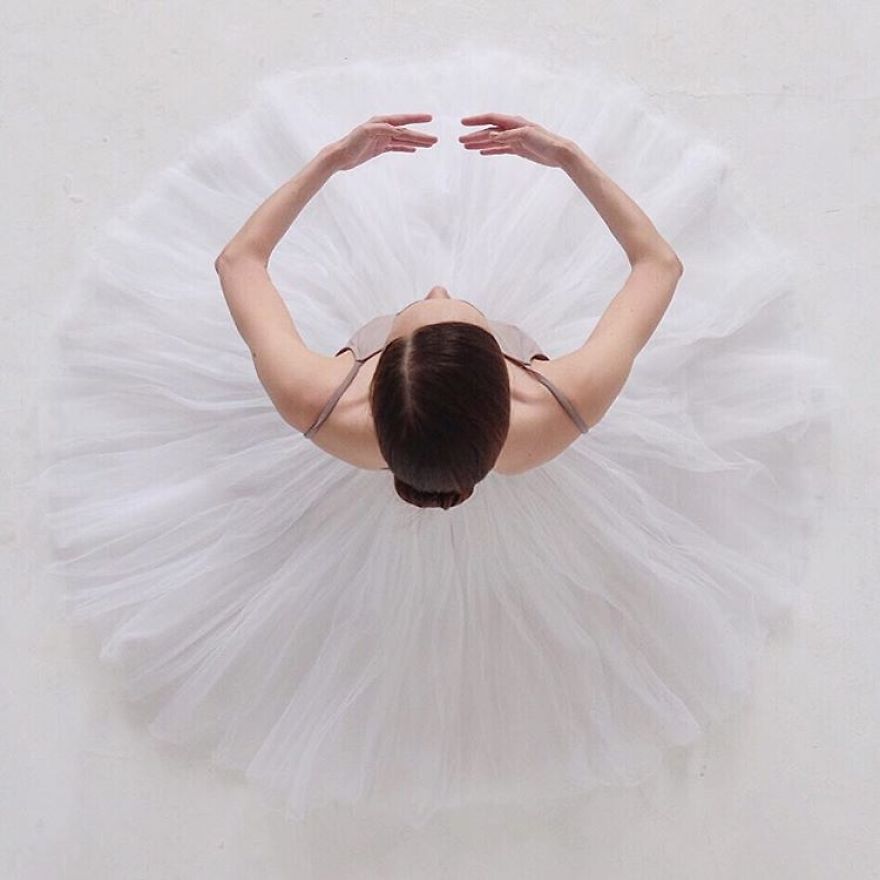Russian Ballet Photographer Darian Volkova Shares Behind The Stage Life Of Dancers