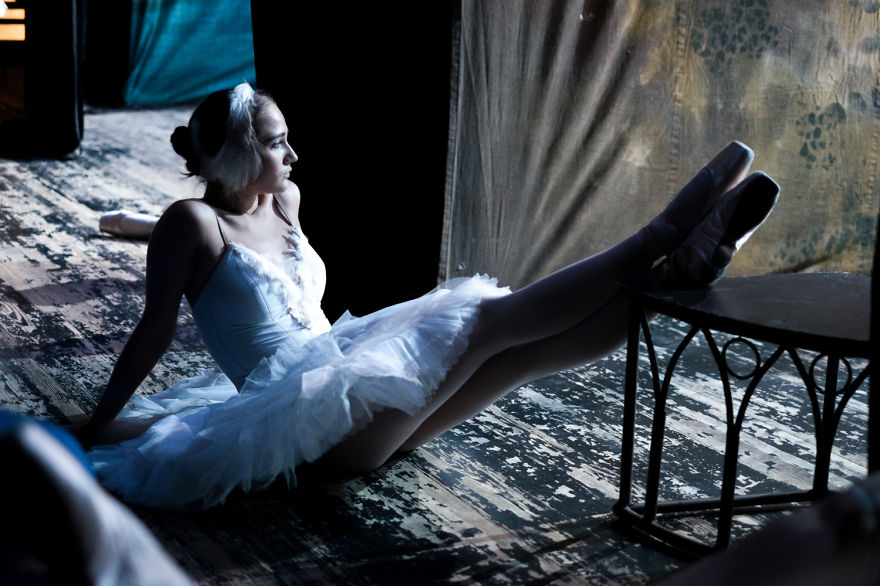 Russian Ballet Photographer Darian Volkova Shares Behind The Stage Life Of Dancers