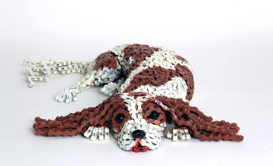 Unchained: I Create Dog Sculptures From Recycled Bicycle Chains Unchained: I Create Dog Sculptures From Recycled Bicycle Chains