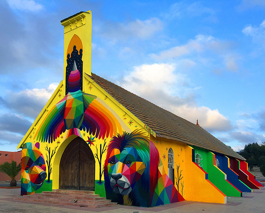 abandoned-church-painted-urban-street-art-okuda-san-miguel-morocco-18