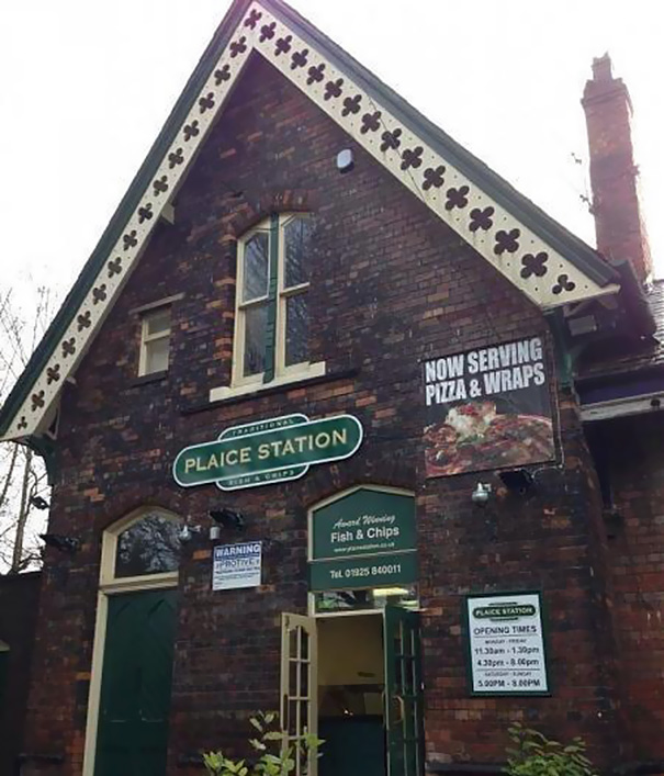 Restaurant sign ‘PLAICE STATION’