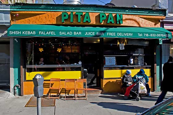Restaurant sign ‘PITA PAN’