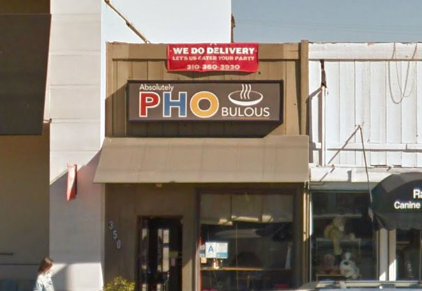 Small restaurant sign ‘PHOBULOUS’